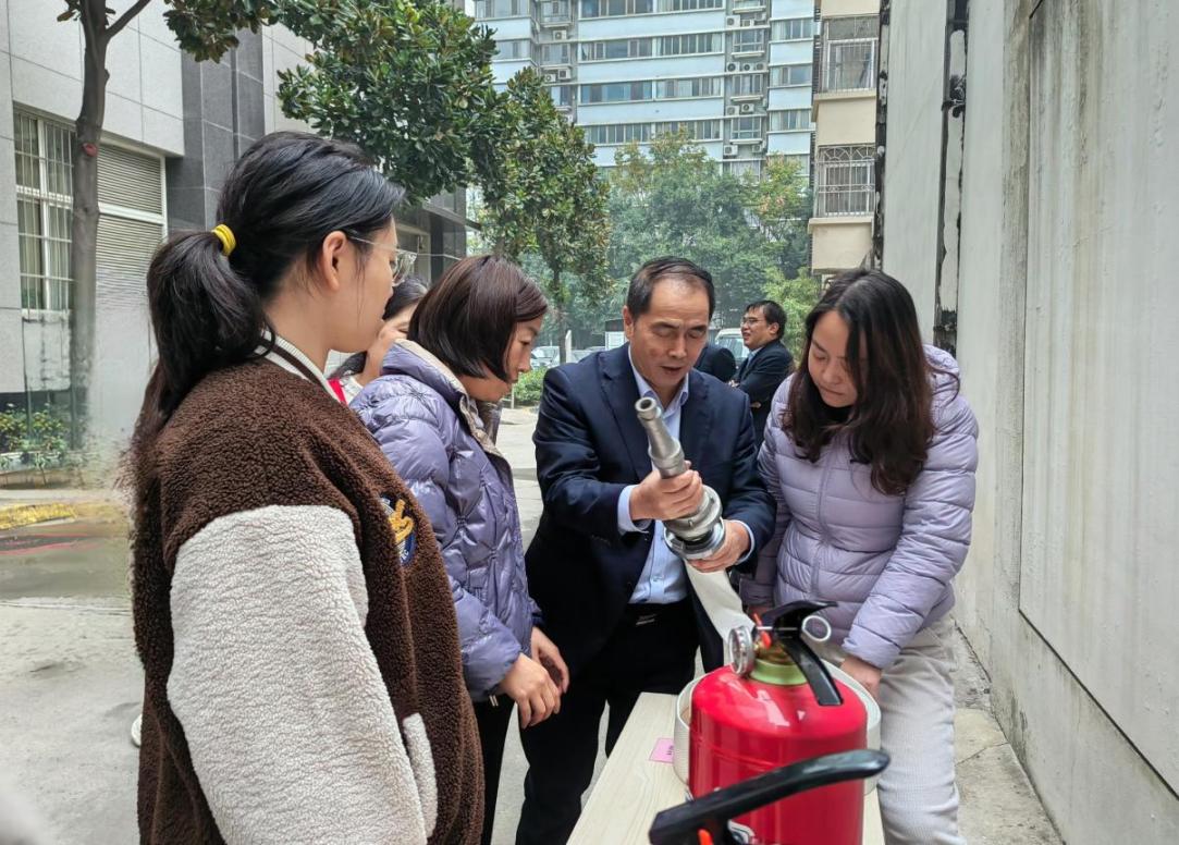 151731644753208622.jpg 2.jpg